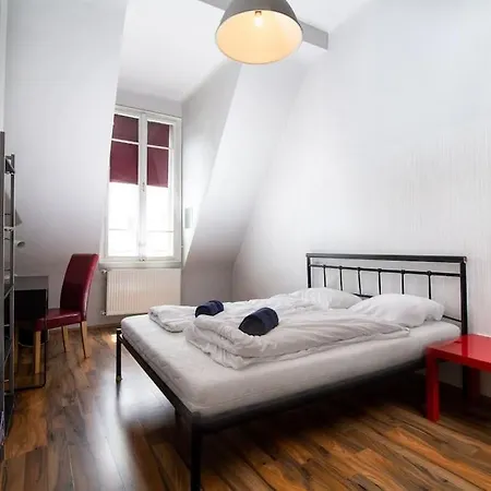 Cityscape Budget Blaha Apartament *
